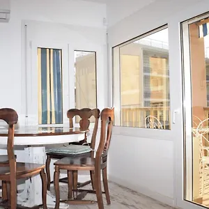 https://hermoso-apartamento-vintage.catalonia-hotels.com